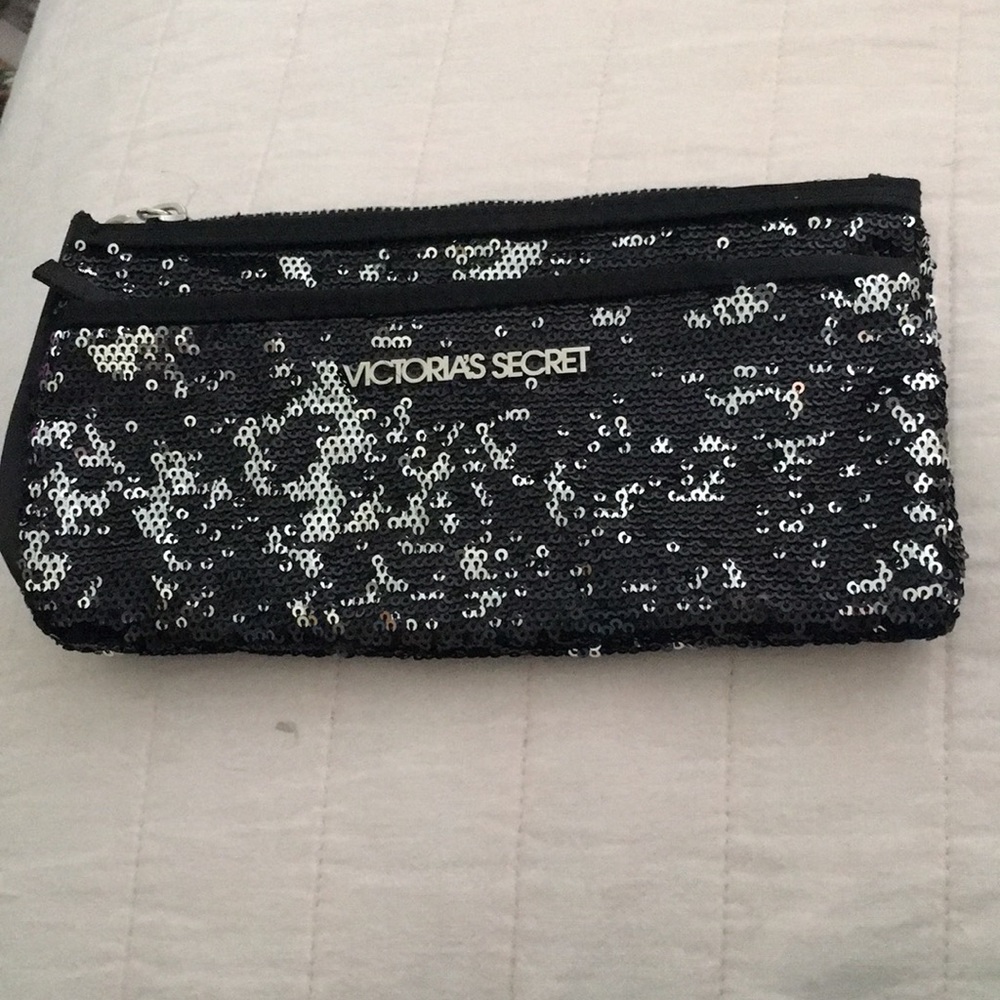 Victoria’s Secret Mermaid Sequin Clutch 🧜‍♀️